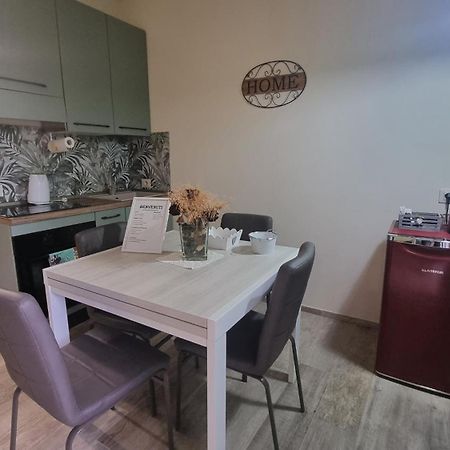 Appartamento Margherita Crespina Ngoại thất bức ảnh