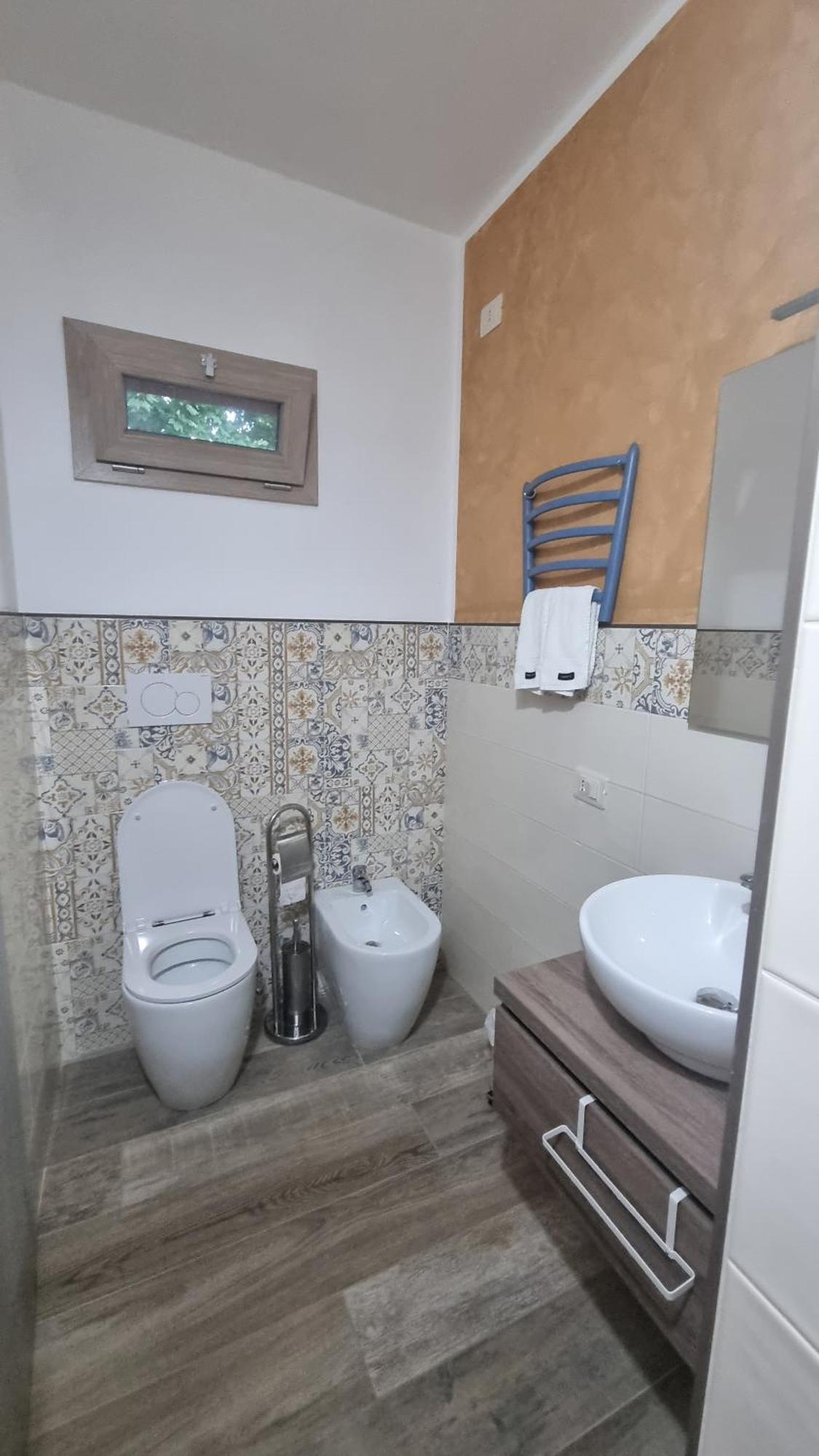 Appartamento Margherita Crespina Ngoại thất bức ảnh
