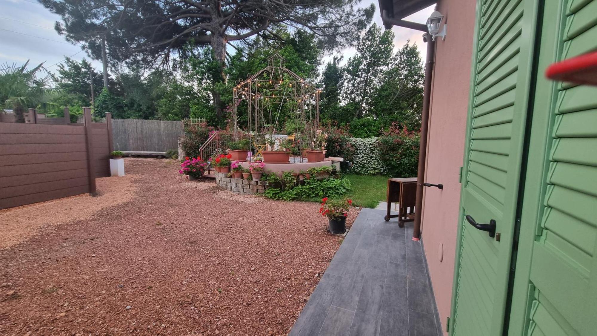 Appartamento Margherita Crespina Ngoại thất bức ảnh